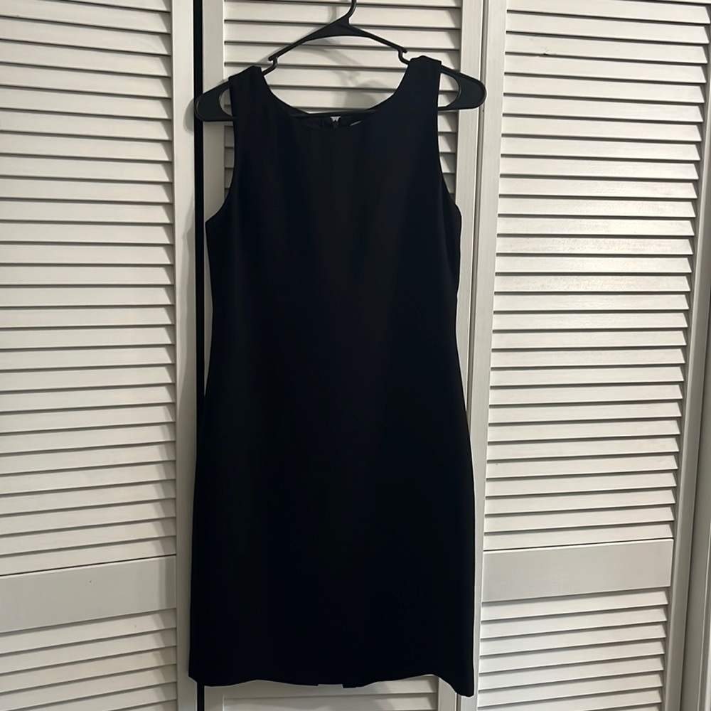 Casual Corner Collectibles classic black sheath dress, Size 4